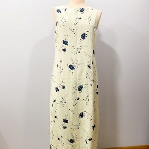 Sophisticate silk dress (petite)